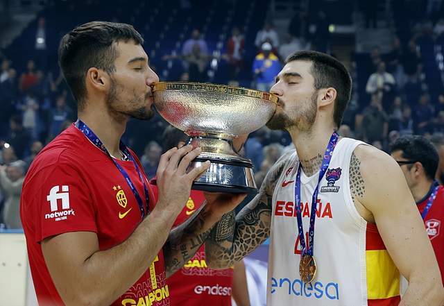 欧洲杯冠军西班牙男篮都这么强了还有归化球员，中国男篮是否开始归化时代？